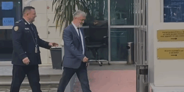 Ish-drejtori i Policisë së Shtetit, Muhamet Rrumbullaku paraqitet në SPAK