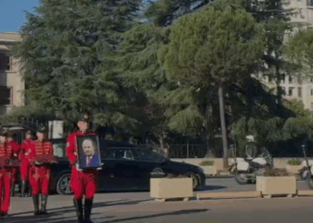 Mbahen sot homazhet në nder të Fatos Nano