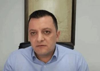 Jep dorëheqjen kreu i Kadastrës së Vlorës, Genc Deromemaj