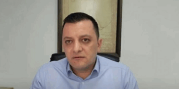 Jep dorëheqjen kreu i Kadastrës së Vlorës, Genc Deromemaj