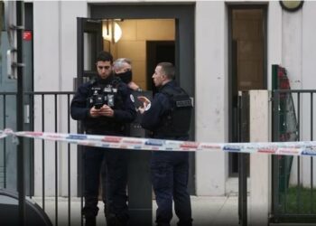 Franca parandalon sulmin në Paris, arrestohen tre të reja të radikalizuara