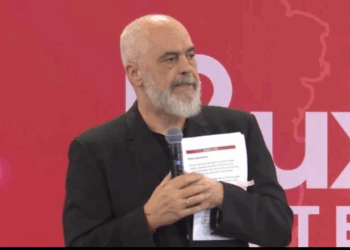 Veliaj në burg, Rama: Kushtetuesja t’i japë mundësinë të bëjë detyrën