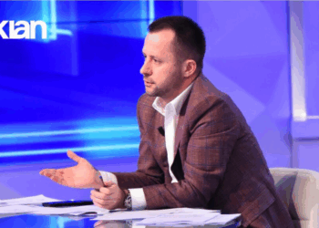 Aeroporti i Vlorës, Valon Ademi tregon momentin e thyerjes me Pacollin