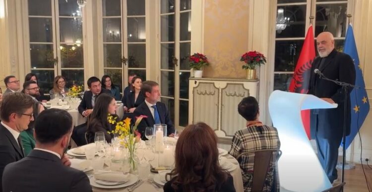 Shqipëria hap selinë në BE, Kos: Kjo është shtëpia juaj, Rama: Dikur ishte…