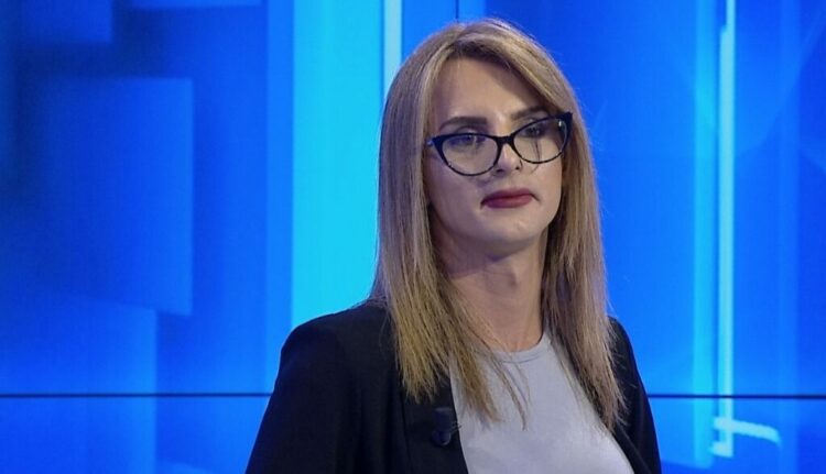 “Ku i gjete paratë për operacionin?” Transgjinorja përgjigjet në Opinion
