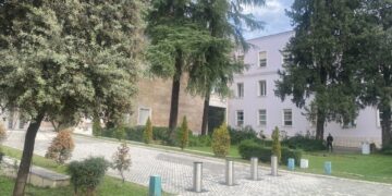 Protesta e opozitës/Blindohet Kryeministria, polica zbulon rrugët që do të bllokohen