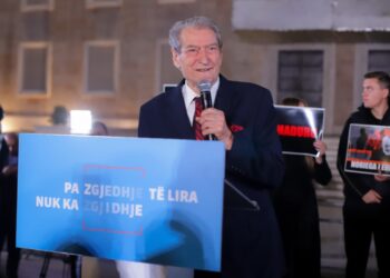 PD zhvillon të hënën protestën e dytë para kryeministrisë