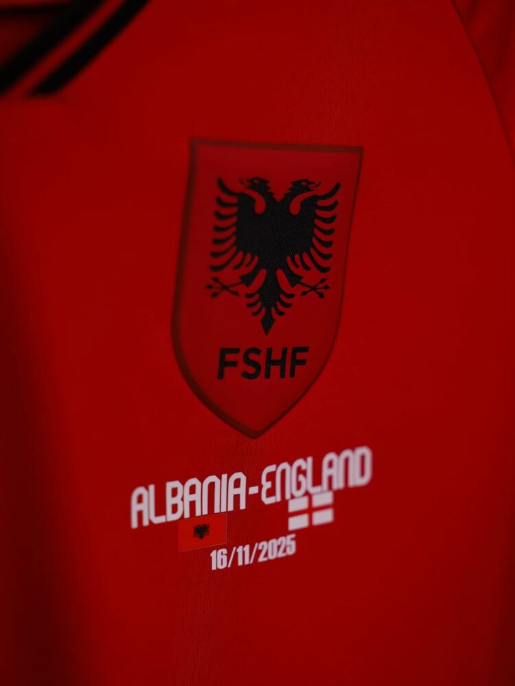 Nga Gjimshiti tek Hoxha, formacioni i Sylvinos në përballjen me Anglinë