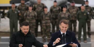 Ukraina arrin marrëveshje me Francën për aeroplanë luftarakë