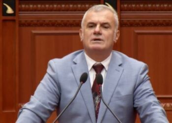 Përmbytjet në Vlorë, Leskaj: Premtuat 38 mln lekë për hidrovorët, ku i çuat?