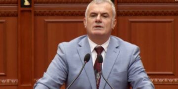 Përmbytjet në Vlorë, Leskaj: Premtuat 38 mln lekë për hidrovorët, ku i çuat?