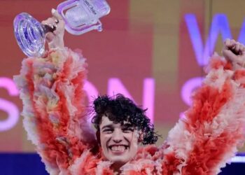 Fituesi i Eurovisionit rikthen trofeun në shenjë proteste kundër Izraelit