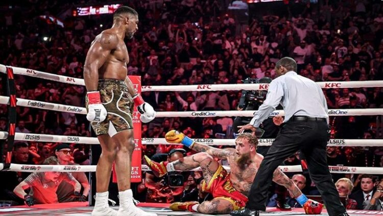 VIDEO/  Anthony Joshua hedh në tapet Jake Paul dhe fiton me ‘K.O.’