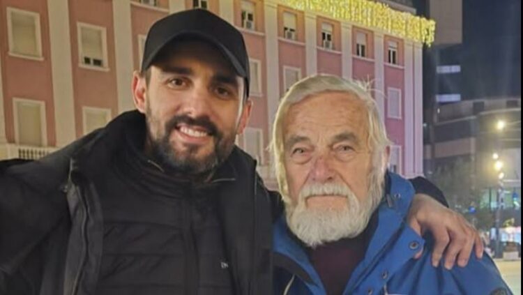 Aktori Viktor Zhusti distancohet nga Lapaj: Ma përdori foton për miting