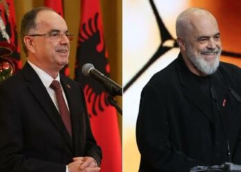 Begaj dhe Rama urojnë besimtarët për Krishtlindjen