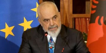 Vlora prej ditësh pa ujë, Rama: Faji i instalimeve të vitit 2009-2010