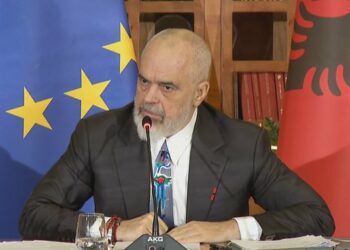 Hetimet ndaj AKSHI-t, Rama: Karçanaj sot rri në “arrest shtëpie” në banesë me qira