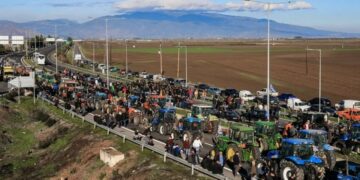 Protesta e fermerëve, bllokohet për 5 orë aksi Kakavijë–Janinë