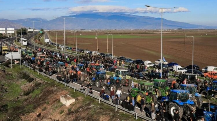 Protesta e fermerëve, bllokohet për 5 orë aksi Kakavijë–Janinë