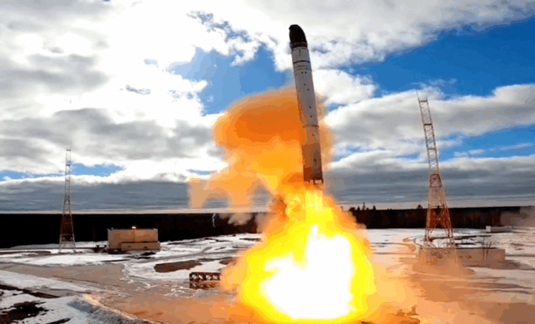 “Satan II”/ Dështon sërish testimi i “armës vdekjeprurëse” të Putinit