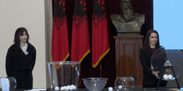 Hidhet shorti në Presidencë, Ilir Panda zgjidhet kryetar i KED