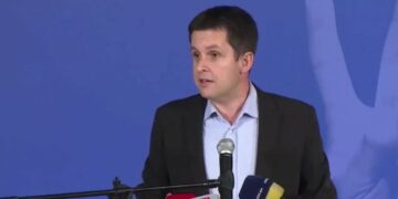 Alimehmeti takim me demokratët në Durrës: Brenda PD nuk ka mendime të gabuara