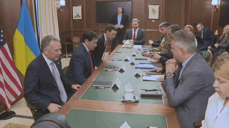 Tym i bardhë në Florida, SHBA dhe Ukraina bëjnë përparim në bisedimet e paqes