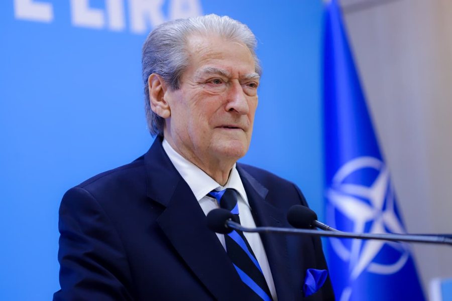 Berisha lexon rezolutën e IDU  Narko shteti i Ramës rrezikon Shqipërinë dhe Europën