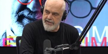 “Ca trimosha të BKH erdhën te Kryeministria”- Rama: Nuk donin të linin patllaken…