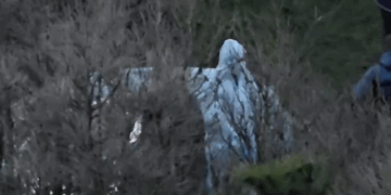 U gjet i pajetë brenda në makinë, identifikohet viktima në Vlorë, ish-polic