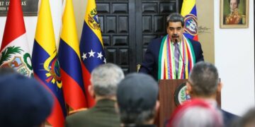 Maduro sfidon SHBA-në për naftën dhe bën thirrje për unitet
