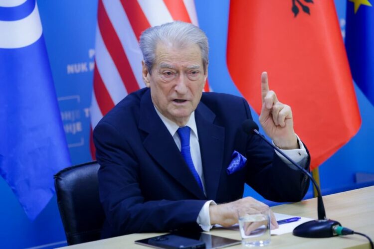 Berisha paralajmëron grevë urie: Nuk ka rrugë tjetër për rrëzimin e Ramës