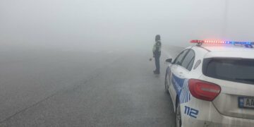 Mjegull në rrugën e Kombit, policia apel drejtuesve të mjeteve për kujdes