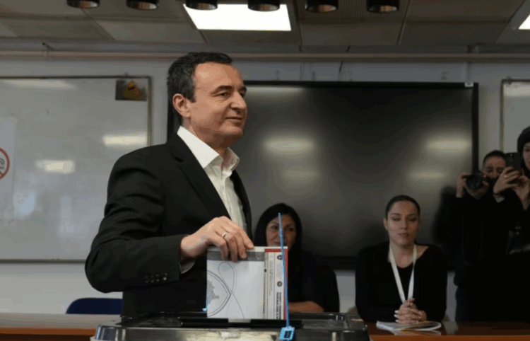 Kurti voton në Prishtinë: Shpresoj që pjesëmarrja të jetë masive