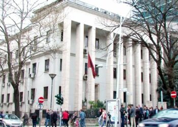 Begaj dekreton emërimin e Genti Shalës si gjyqtar të Gjykatës së Lartë