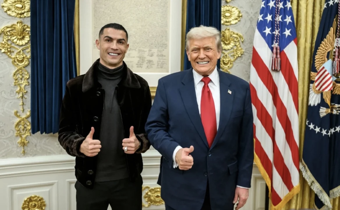 Trump merr telefonatë nga Ronaldo  Presidenti  Nuk ka njeri më të mirë se ai