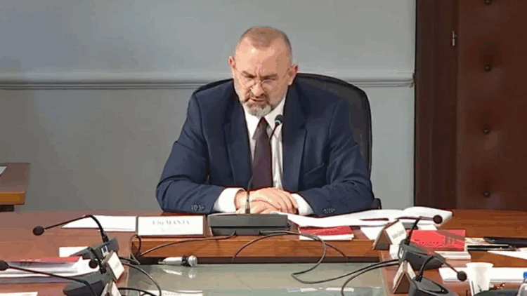 Avokati i Popullit, Manja: 6 kandidatë do shkojnë në seancë. PD:Kemi tërhequr firmat