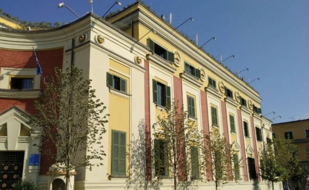 Dëmtuan buxhetin  Prokuroria Tiranë jep masa sigurie për zyrtarët e Bashkisë Tiranë