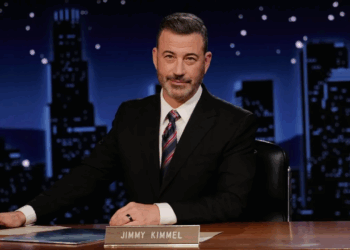 “Trump sillet sikur është mbret”/ Moderatori i njohur amerikan: Tirania po lulëzon