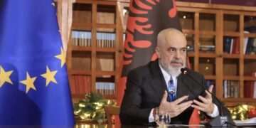 Bilanci për vitin 2025, Rama përballë gazetarëve: Rritje pagash dhe pensionesh