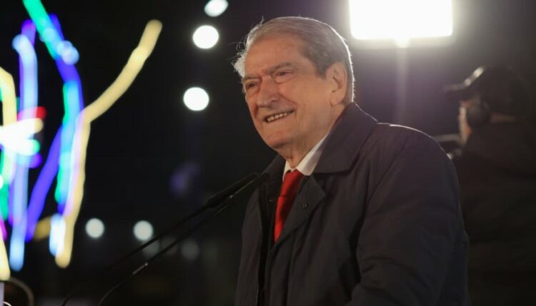 Berisha thirrje mbështetësve: Të përgatitemi për protesta të fuqishme