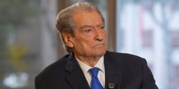 “Kam qenë edhe unë i armatosur”, Berisha tregon momentin me të vështirë në politik