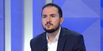 “PD nuk dëgjon anëtarët”, Salianji: Ata kërkojnë protesta, PD bën foltore