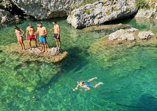 The Guardian: Shqipëria mes vendeve të preferuara evropiane për britanikët