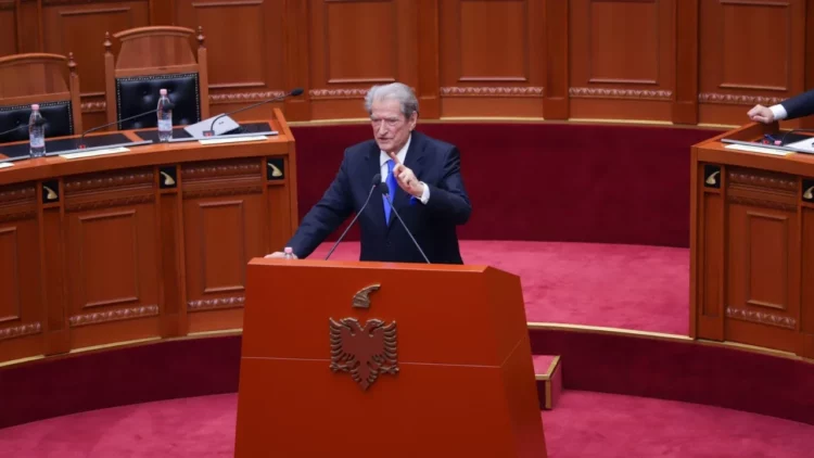 Berisha pranon firmat për Endrit Shabanin: Doli i lidhur me Ramën