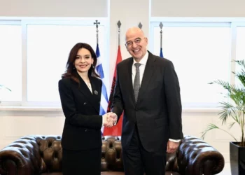 Spiropali takon ministrin grek të Mbrojtjes: Forcojmë bashkëpunim për sigurinë