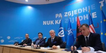 Berisha pas mbledhjes së Këshillit Kombëtar të PD: Salianji është vetëpërjashtuar