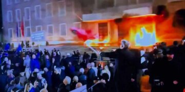 Protesta e opozitës, reagon Balla: Sali, ti nuk e djeg dot më Shqipërinë