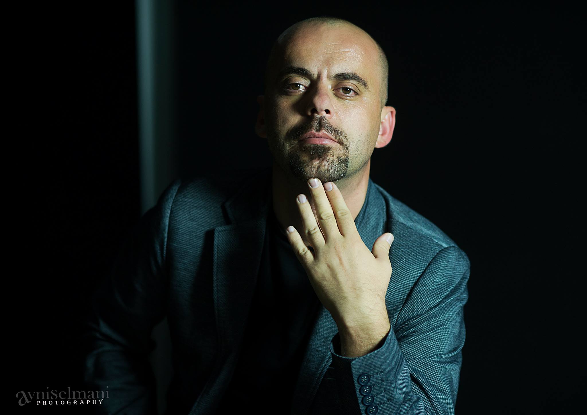 Një ministre  një pezullim dhe anatomia e një prove demokratike