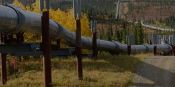 Pas një dekade ndërprerjeje, rinis funksionimi i naftësjellësit Selanik-Shkup